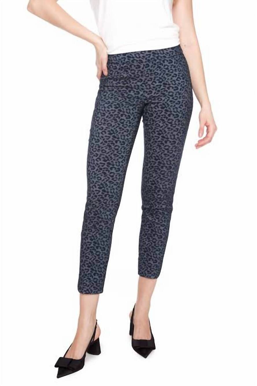 NEW UP! women's skinny ankle pants in navy